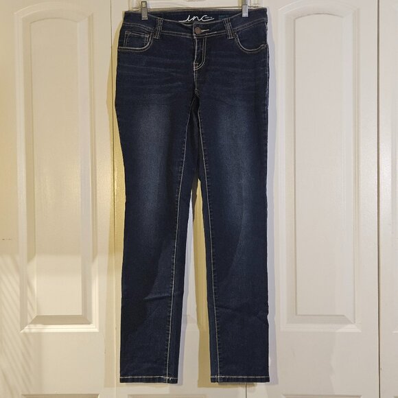 INC Women’s Jeans Size 4 Curvy Fit Skinny Leg Dark Wash Flattering Stretch Denim - Picture 1 of 7